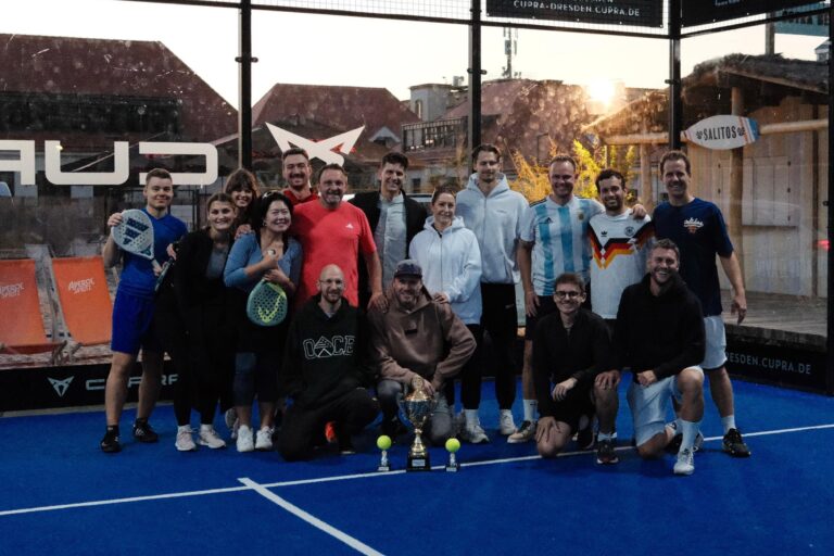 Padel Winterliga 2025 – Spieler:innen auf dem Court in Dresden