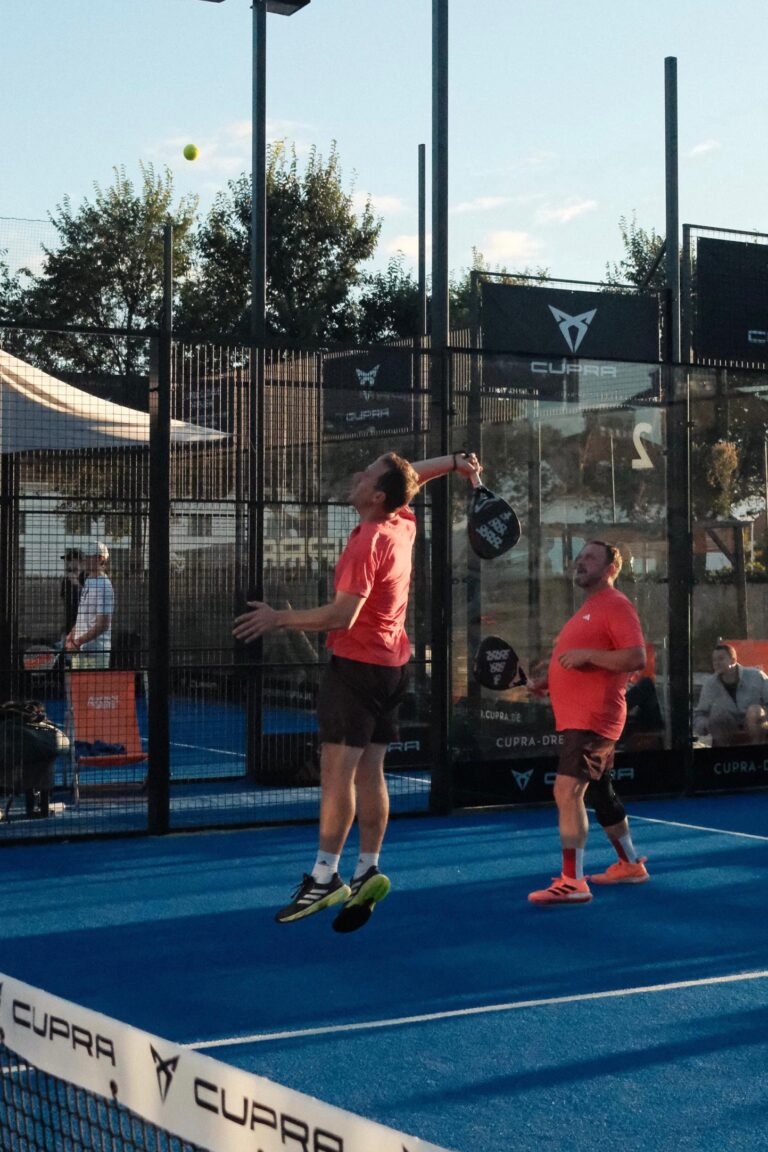 Padel Winterliga 2025 – Spieler:innen auf dem Court in Dresden