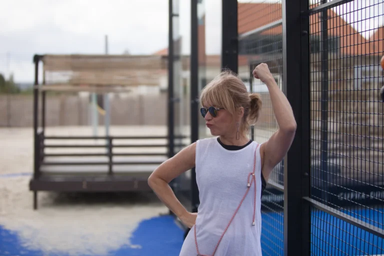 Padel Winterliga 2025 – Spieler:innen auf dem Court in Dresden