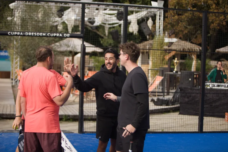 Padel Winterliga 2025 – Spieler:innen auf dem Court in Dresden