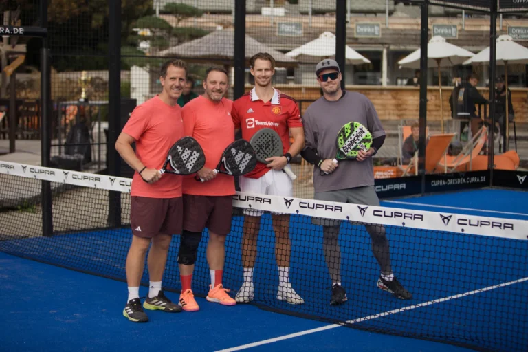 Padel Winterliga 2025 – Spieler:innen auf dem Court in Dresden