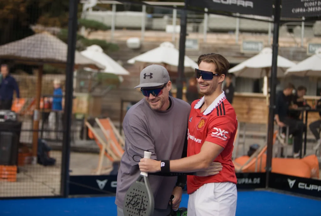 Padel Winterliga 2025  Spielerinnen auf dem Court in Dresden