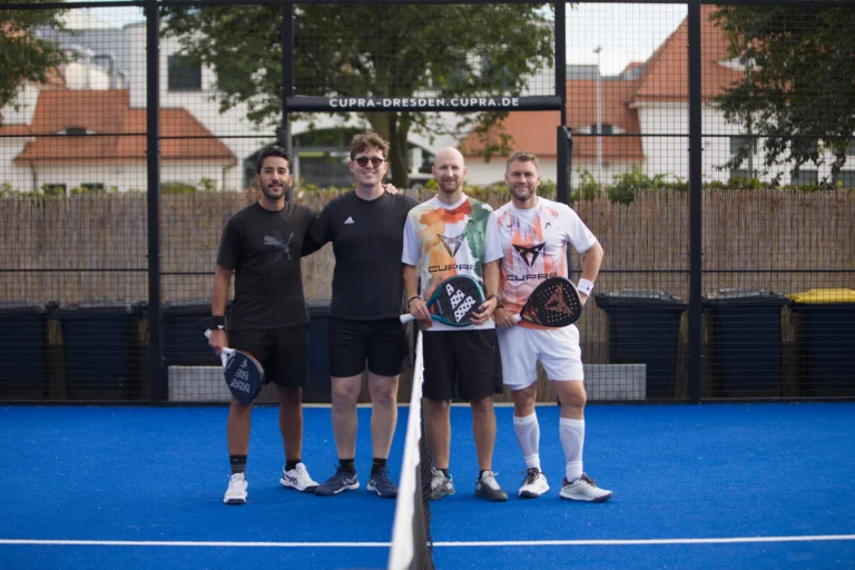 Padel Winterliga 2025 – Spieler:innen auf dem Court in Dresden