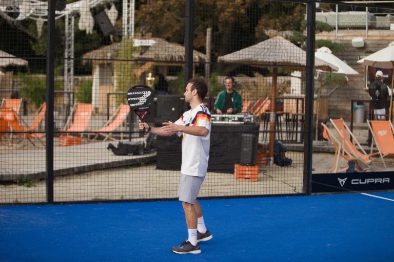 Padel Winterliga 2025 – Spieler:innen auf dem Court in Dresden